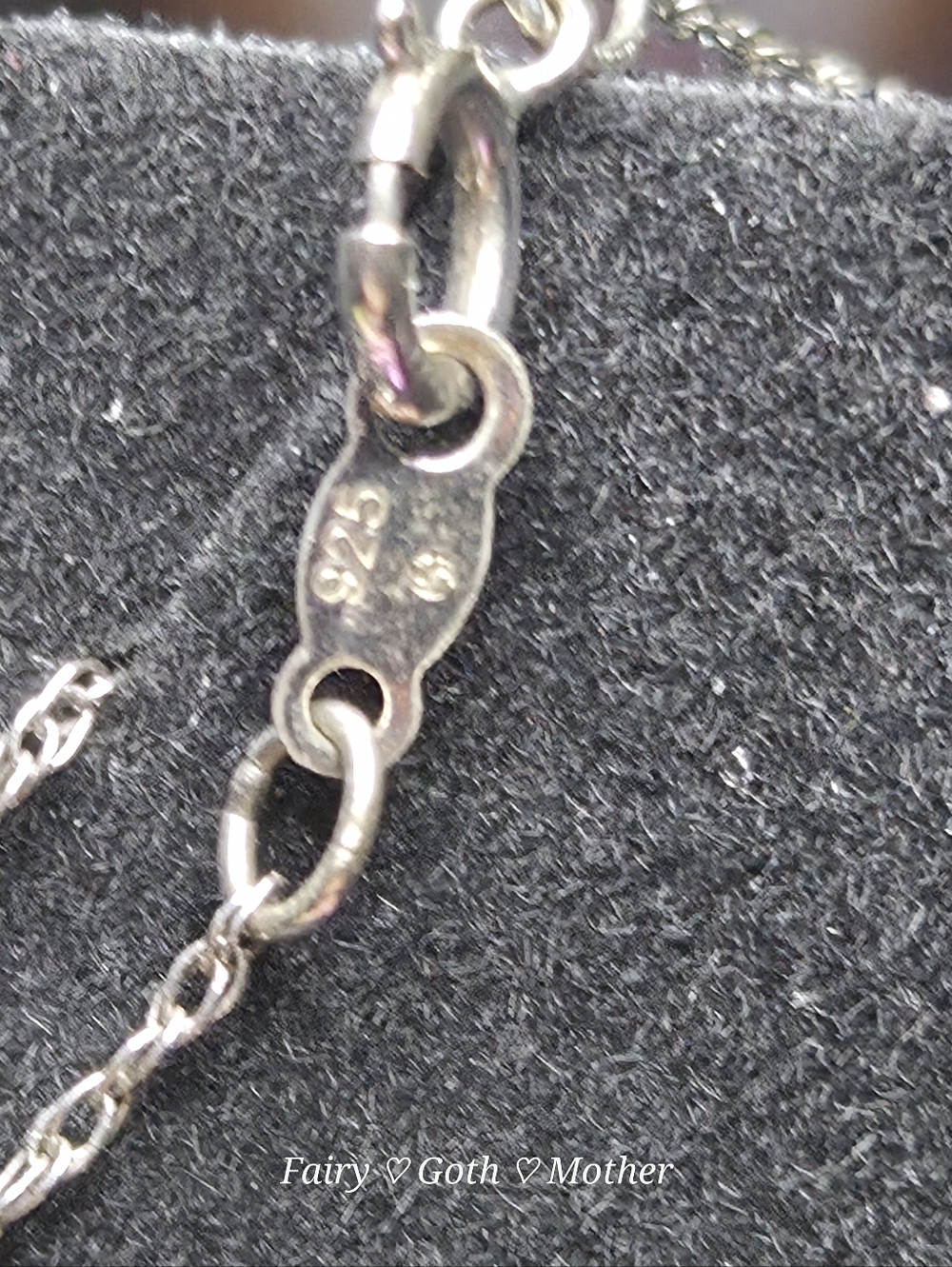 New Kay Jewelers Genuion Ruby & Diamond Halo Necklace - Picture 9 of 10